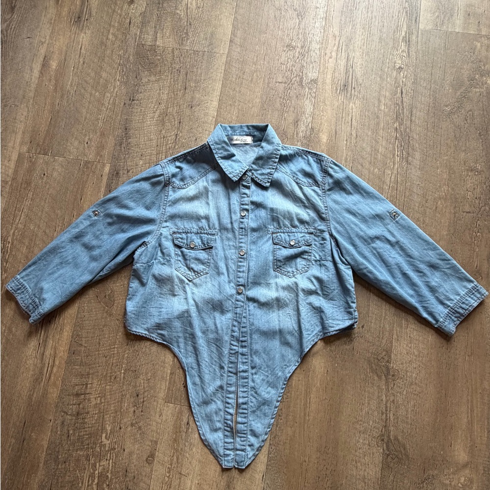 Rokado Denim Tie Waist Cropped Button Up Shirt Size M Snap Front Chambray